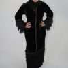 Photo de la abaya Rayhane en velours avec strass or